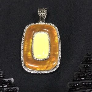 5/$25 Large pendant slide in silver,tan,and yellow